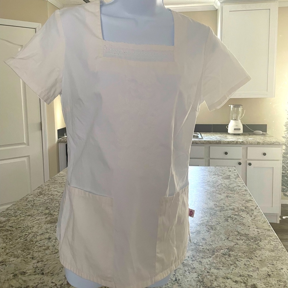 Sketchers Medical Scrub Top